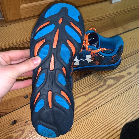 Under Armour Kids sneakers - Picture 2 of 3